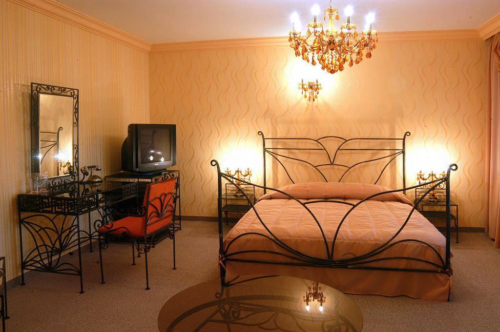 Hotel Unikat Velingrad Rom bilde